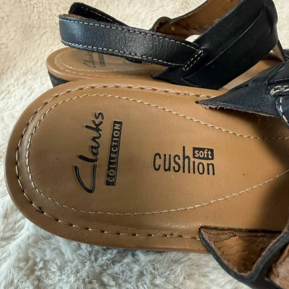 Clark's Collection Madalyn Black Leather Sandals Womens Sz 8.5 *Flaw*